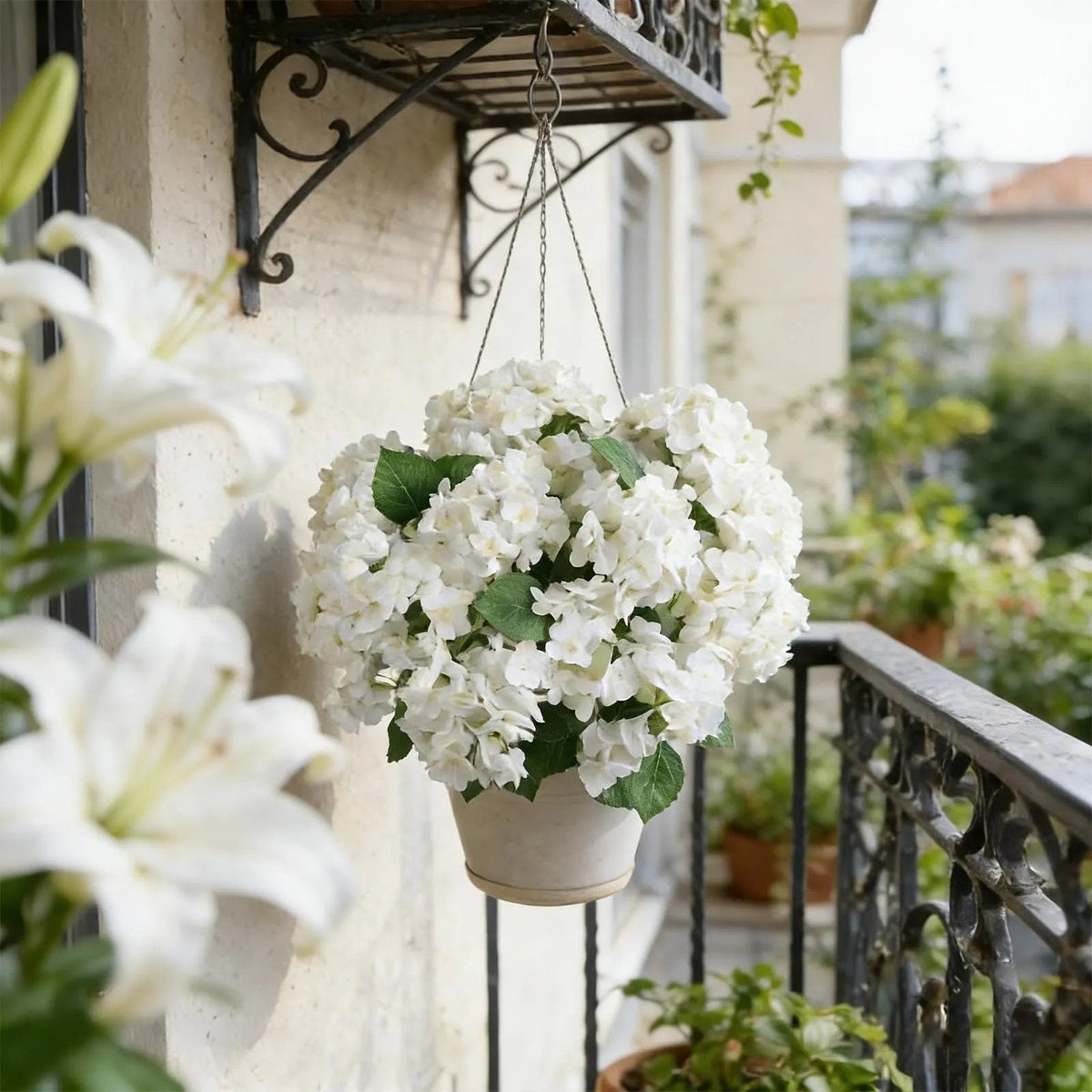 🌼Artificial Hydrangea Flowers for Outdoors – Low-Maintenance Faux Flower Bouquet for Porch, Patio & Garden Decor💐🌸